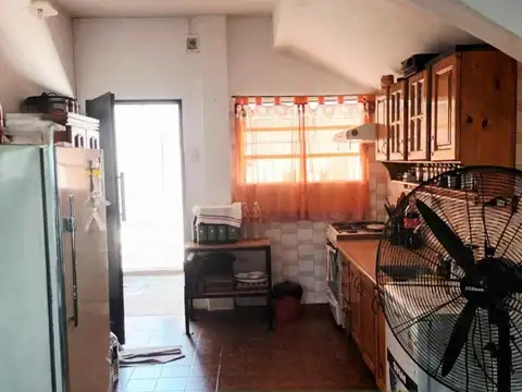 Depto Tipo Casa en Venta de 4 dormitorios