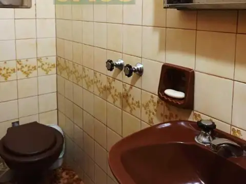 PH 6 AMB Al Frente con Patio y Cochera