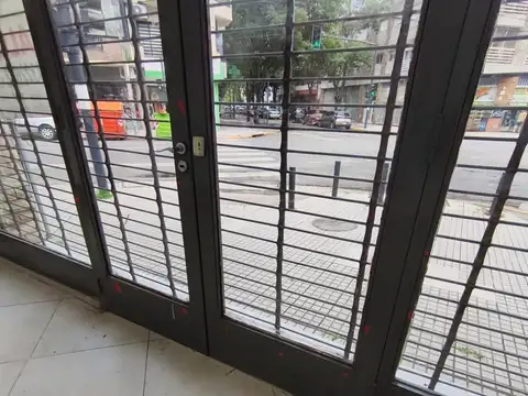 Local en Alquiler en Echesortu, $ 1.500.000