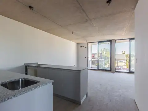 VENTA semipiso 3 ambientes con balcón corrido