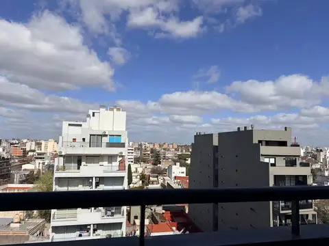 Avenida Álvarez Thomas 900
