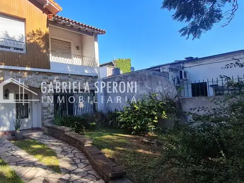 Casa 4 ambientes VENTA Lomas de Zamora