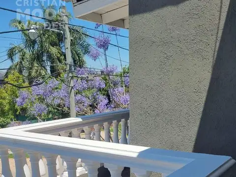 Juana azurduy al 100