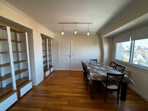 Departamento en Alquiler de 4 ambientes