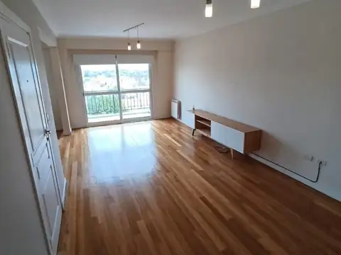 Departamento en Alquiler de 4 ambientes