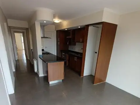 DEPARTAMENTO CUATRO AMBIENTES ALQUILER