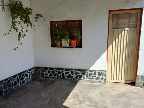 Casa en Venta con 4 cocheras