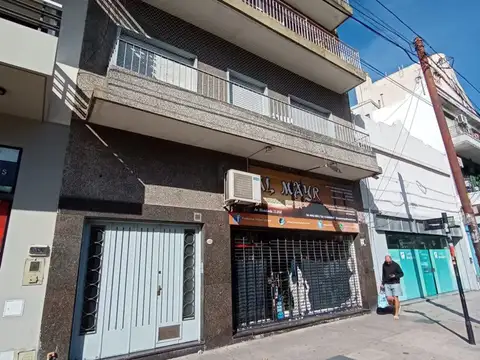 Av B Rivadavia 11000