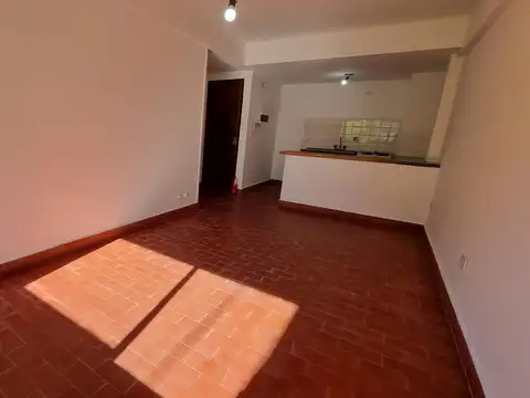 Calle 68 Nº 1724 entre 29 y 30