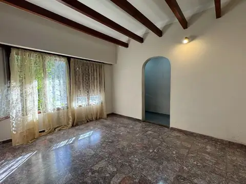Casa en Venta en Villa Sarmiento, USD 135.000