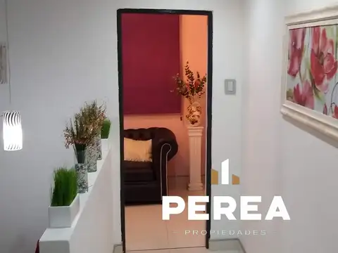 Fábrica - Galpón con oficina y depto