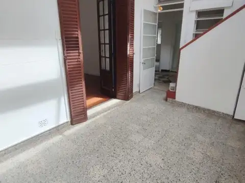 Depto Tipo Casa en Alquiler de 2 ambientes
