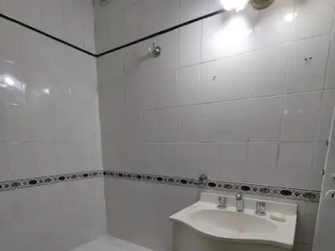 3 AMBIENTES EN ALQUILER EN EL CENTRO DE RAMOS MEJIA A METROS DE LA ESTACION