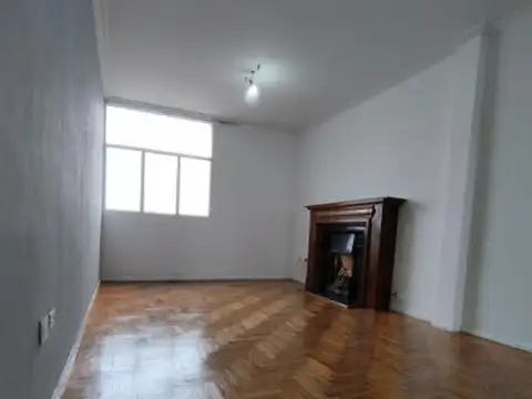 9 de Julio 18 , Piso 6