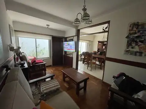 Depto Tipo Casa en Venta con 2 cocheras