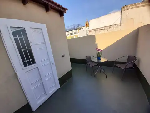 Depto Tipo Casa 2 ambientes con 1 baño