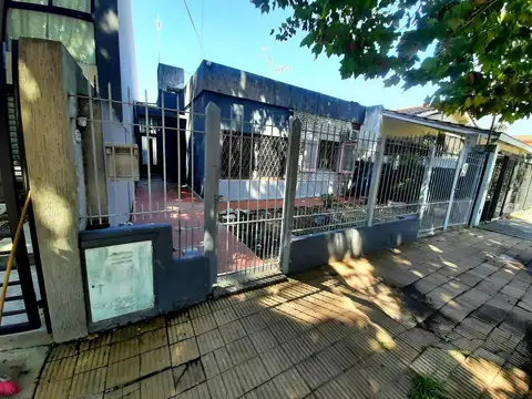 Casa en venta - 2 Dormitorios 1 Baño - 375Mts2 - San Antonio de Padua