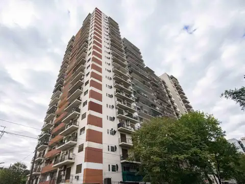 Departamento de 3 ambientes en alquiler, en Vicente López.