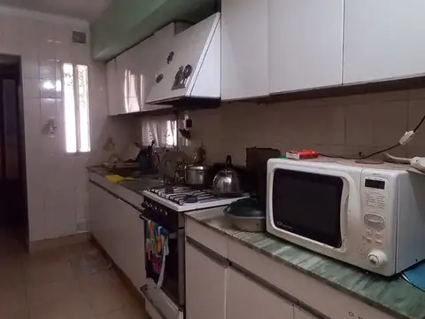 ALQUILER COMERCIAL CASA A MTS DE AV ACONQUIJA