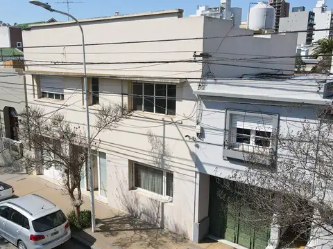 VENTA CASA 6 DORMITORIOS - CENTRO TANDIL
