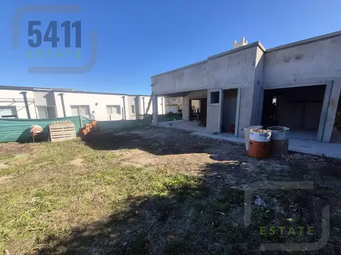 Casa en Venta en Pilar del Este - Santa Elena, USD 185.000