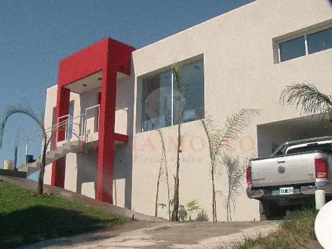 CASA EN COSTA ESMERALDA A LA VENTA - BARRIO DEPORTIVO I - LOTE 161