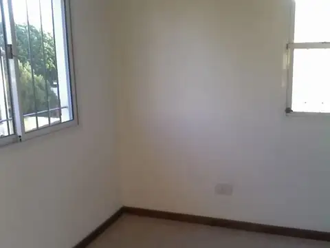 Avenida Bernardo de Irigoyen 1100