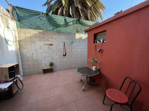 Depto Tipo Casa en Venta 40 años