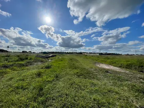 Terreno en Venta 20  mts Fondo