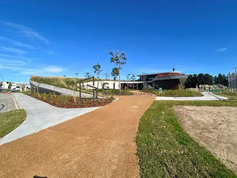 Imponente casa de diseño a la venta en Puentes, Nordelta
