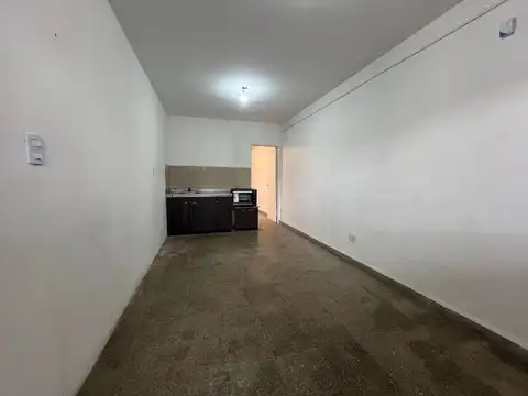 2 AMBIENTES CON PATIO