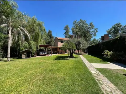 CASA EN VENTA FISHERTON