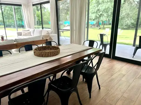 4500m de lote, zona residencial, Pileta, Parrilla