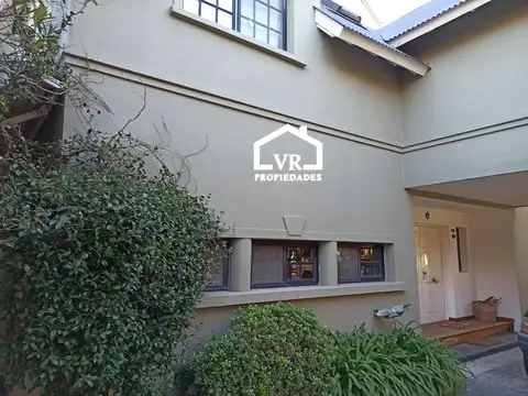 Pueyrredon C.C.,Pilar 100