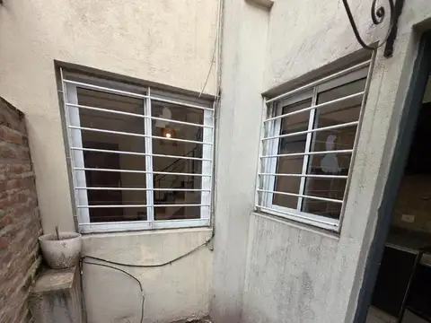 Depto Tipo Casa en Alquiler en Villa Santa Rita, $ 800.000