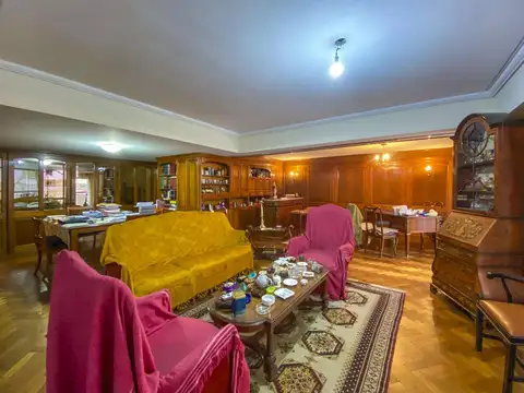 Departamento 10 ambientes con 5 baños