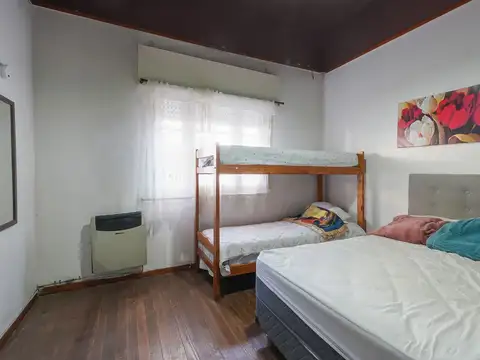 Depto Tipo Casa en Venta de 4 dormitorios