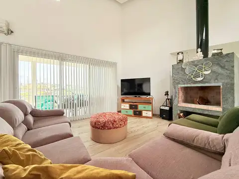 Casa en Venta en Santa Isabel, USD 250.000