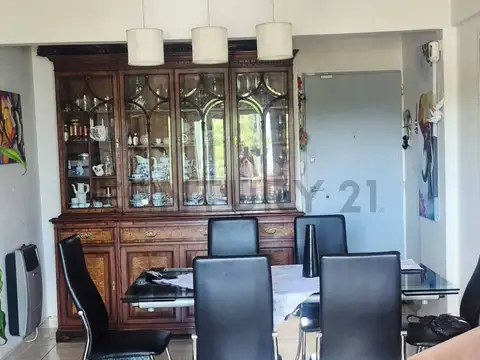 san Lorenzo 2400, Piso 4