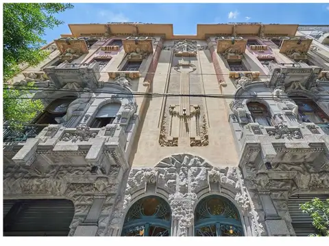 Venta 9 o 10 AMBIENTES 231m2 Apto Profesional ldeal Hostel Atelier Oficina o Viv