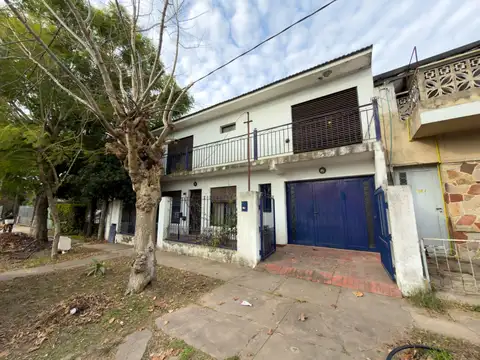 Casa - Venta - Argentina, Manuel B Gonnet - Calle 488