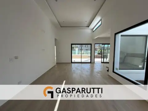 Casa en Venta en San Matias, USD 360.000