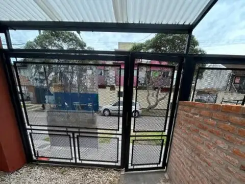 Depto Tipo Casa en Venta de 1 dormitorio