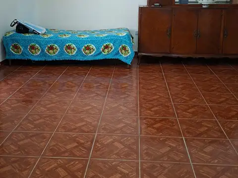 Depto Tipo Casa en Alquiler 60 años