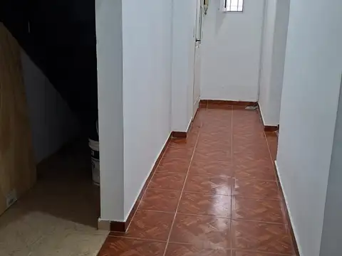 Depto Tipo Casa en Alquiler en Balvanera, $ 840.000