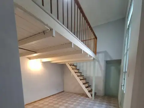 Depto Tipo Casa en Venta de 2 ambientes