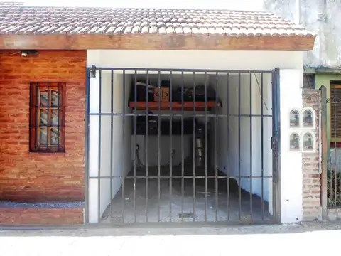 Salguero al 1900 entre Yerbal y Verduga