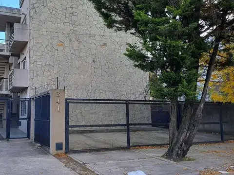 Alquiler Dpto. 2 amb. en PB  condominio Pilar