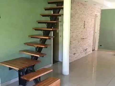 Casa en Venta en Paso del Rey, USD 105.000