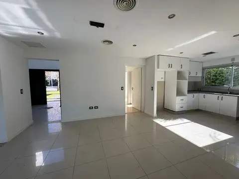 Casa 5 ambientes con 5 baños